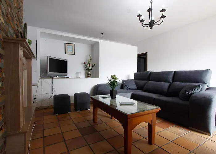 Elly קוניל דה לה פרונטרה